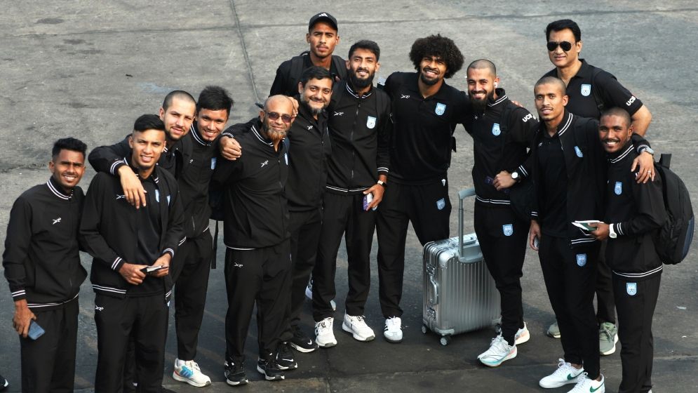 Hamza-With-Team-67dc04027128e