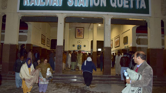 Pakistan_Train_Attacked-2503120620