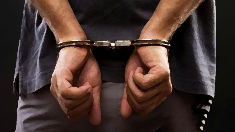 Arrest-672bf68e4f7aa-6804d2029290e