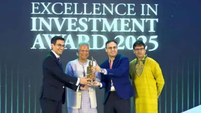 Awards-2504090635