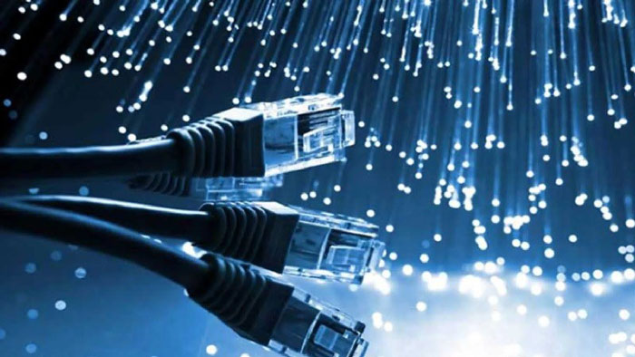 Internet-2504221614