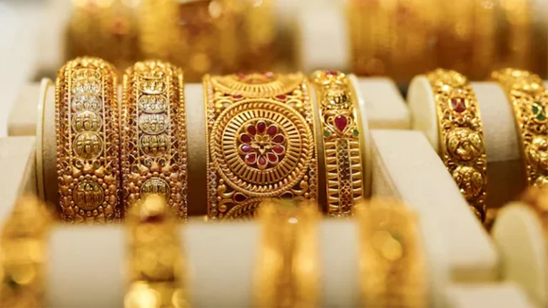 gold-1743687045