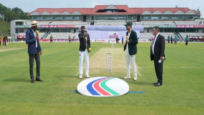 toss-2504280426