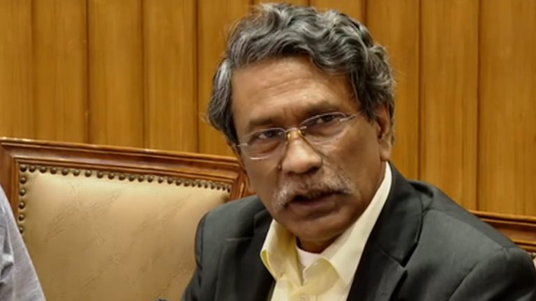 ali-riaz-3