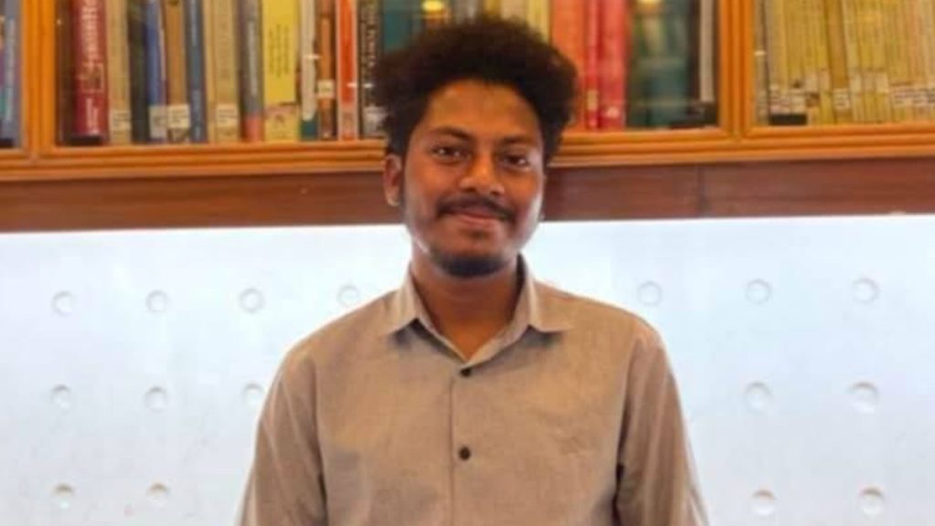 DU-student