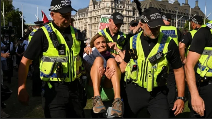London-2508100357