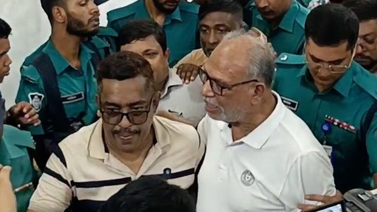 latif-siddiki-68b1301e7cc3a