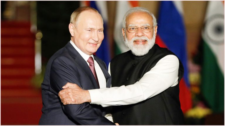 trump-modi-20250807183314