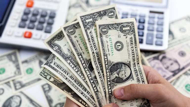 Dollar-Issue