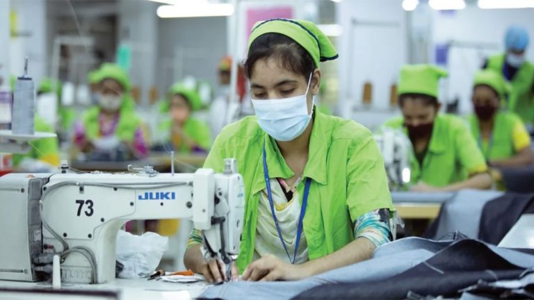 labour-movement-garments-resume